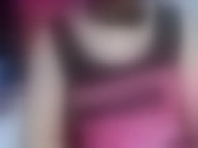 Live sex webcam photo for sweetslaveank #293684395