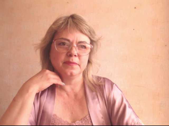 Live sex webcam photo for sweetsunset11 #291178868