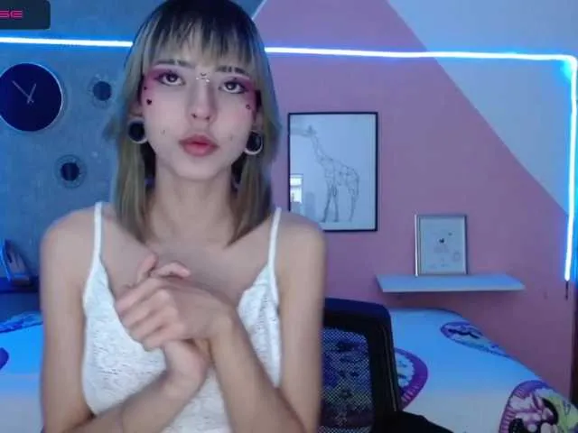 Live sex webcam photo for sweetweeney #273186865