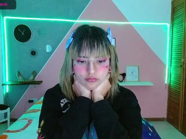 Live sex webcam photo for sweetweeney #273229751