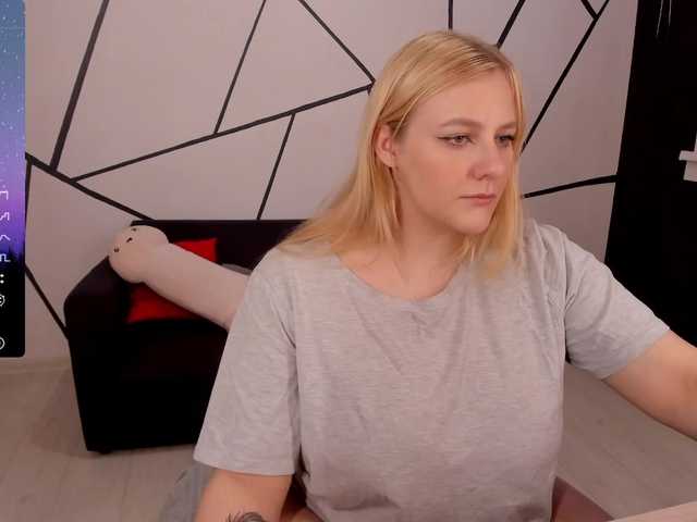 Live sex webcam photo for sweetylina1 #277400404