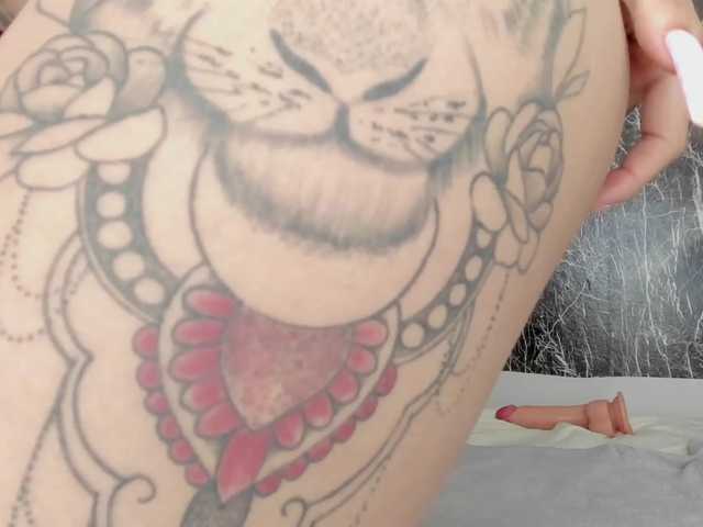 Live sex webcam photo for swtt-lilly #273670678