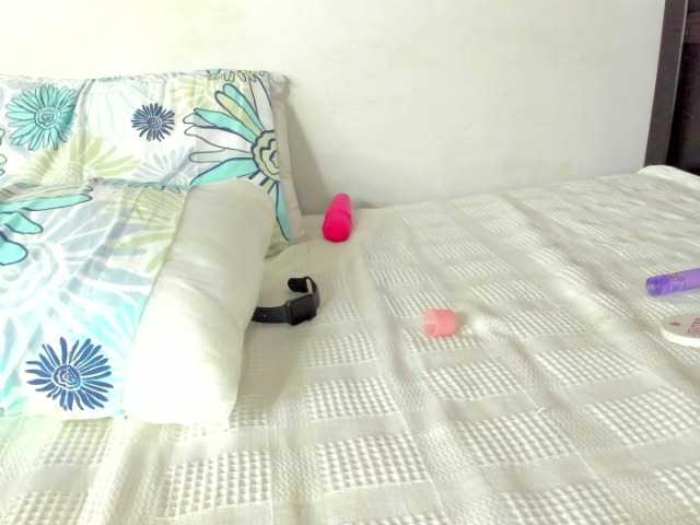 Live sex webcam photo for swtt-lilly #275694598