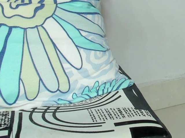 Live sex webcam photo for swtt-lilly #275962528