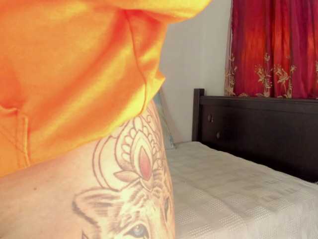 Live sex webcam photo for swtt-lilly #276720455