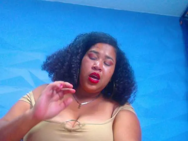 Live sex webcam photo for sylvia-san #272520076