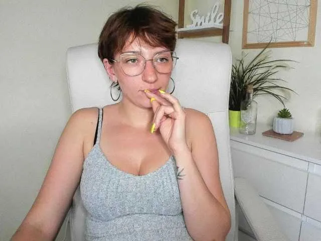 Live sex webcam photo for sylviefetish #276334070