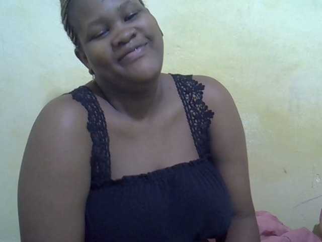 Live sex webcam photo for taliah254 #291832275