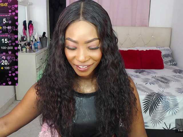 Live sex webcam photo for talianapalacios #290418597