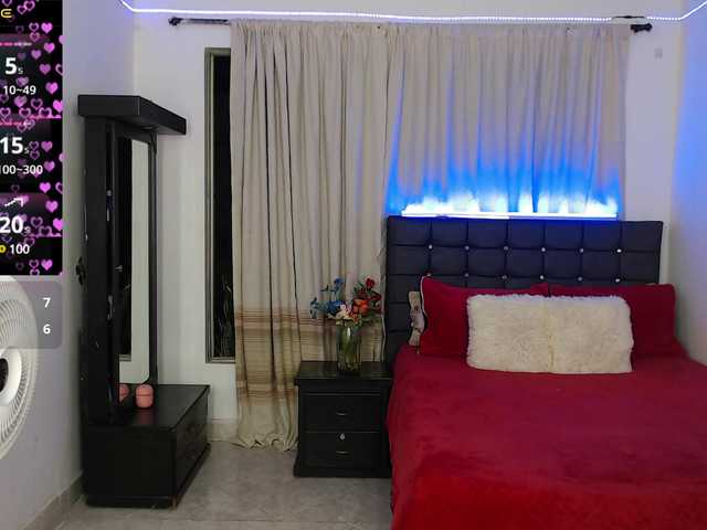 Live sex webcam photo for talianapalacios #290797567