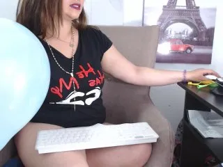 Live sex webcam photo for Tamara-Queen #145529324
