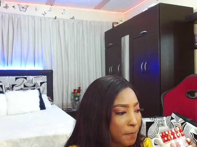 Live sex webcam photo for tamarastephe1 #272998479