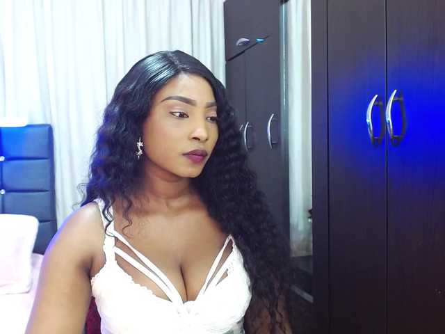 Live sex webcam photo for tamarastephe1 #273569699