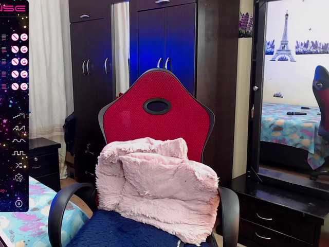 Live sex webcam photo for tamarastephe1 #274583399