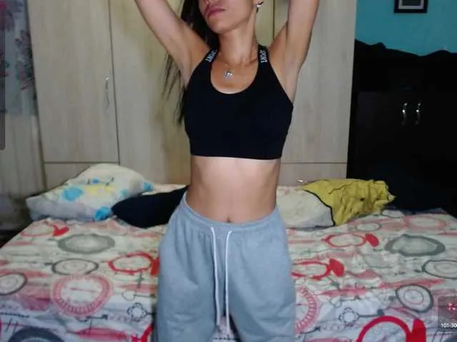 Live sex webcam photo for tani-sexy #293940458
