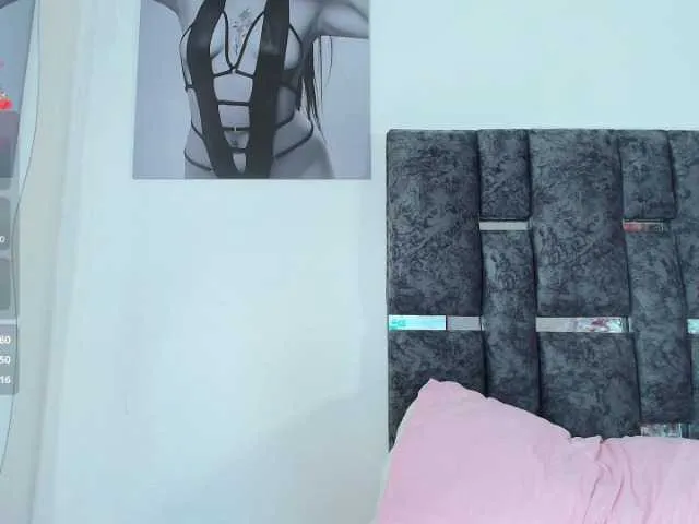 Live sex webcam photo for taniamilan #293385976