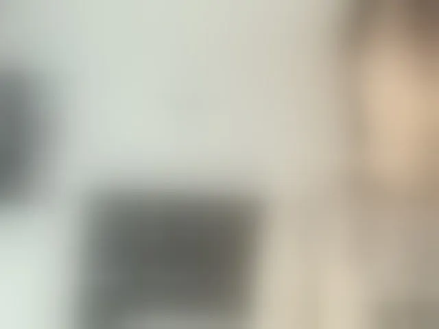 Live sex webcam photo for taniamilan #294057874