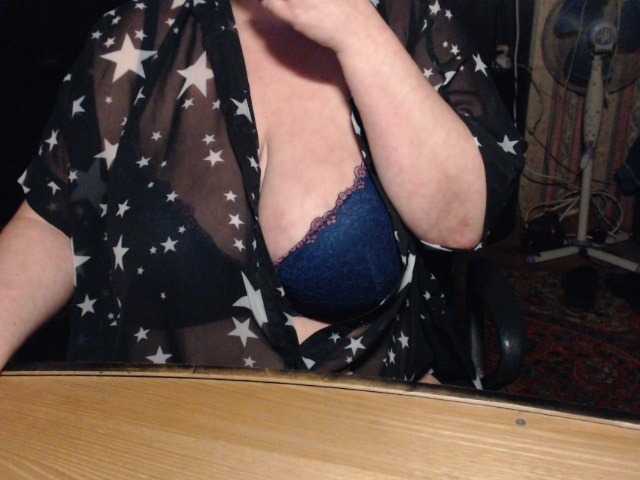 Live sex webcam photo for tanyvel34 #271690347