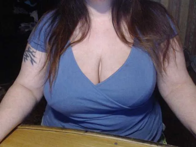 Live sex webcam photo for tanyvel34 #277102198