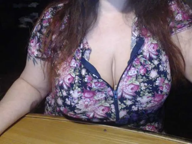 Live sex webcam photo for tanyvel34 #277330070
