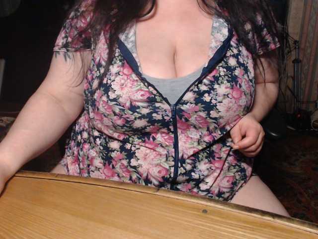 Live sex webcam photo for tanyvel34 #290597888