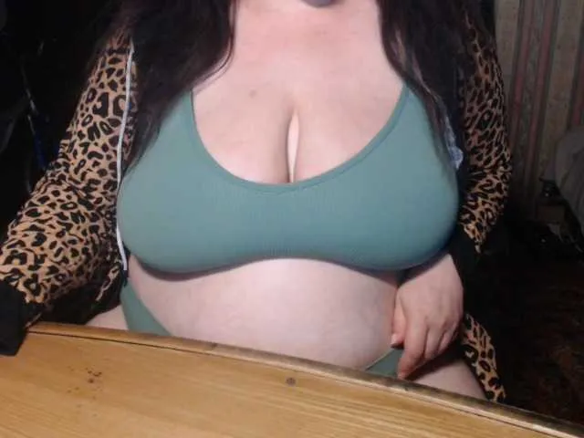 Live sex webcam photo for tanyvel34 #291545766