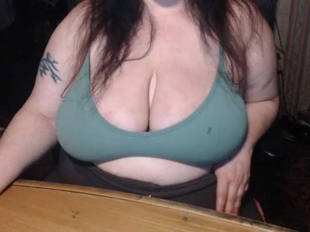 Live sex webcam photo for tanyvel34 #291880996