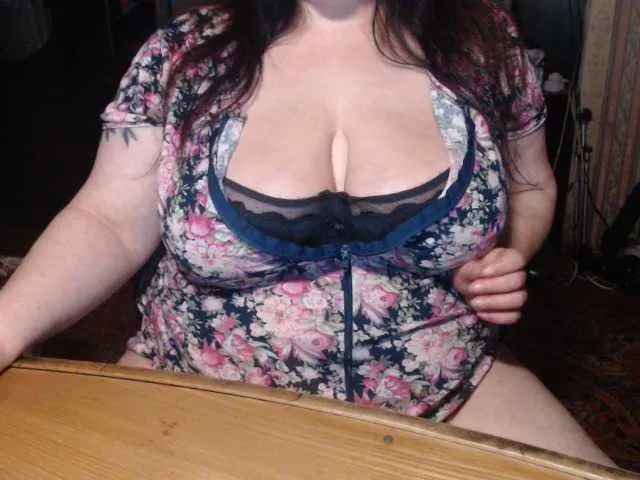 Live sex webcam photo for tanyvel34 #292325903