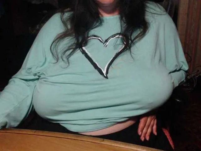 Live sex webcam photo for tanyvel34 #294028942