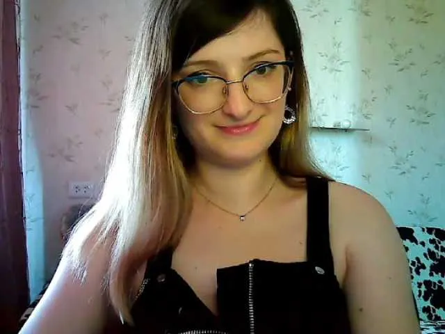 Live sex webcam photo for tastyariel #275515686