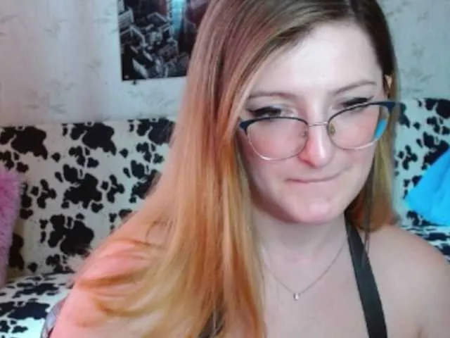 Live sex webcam photo for tastyariel #291285086