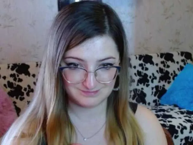 Live sex webcam photo for tastyariel #291700274