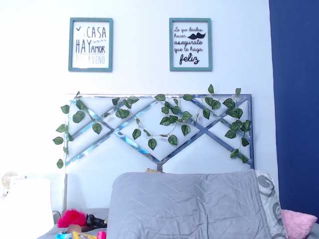 Live sex webcam photo for tastymilff #275716079