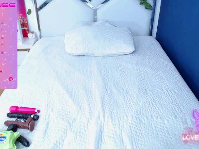 Live sex webcam photo for tastymilff #275941014