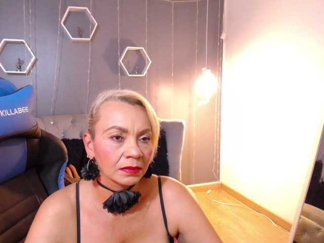 Live sex webcam photo for taylor-anastasia #277870885