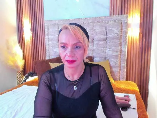 Live sex webcam photo for taylor-anastasia #291049145