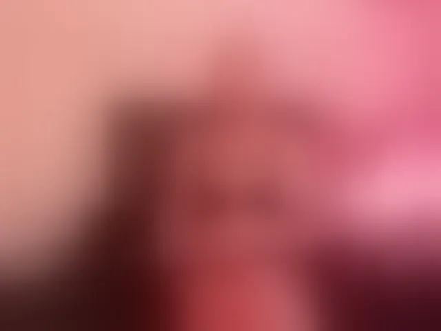 Live sex webcam photo for taylor-anastasia #293327619