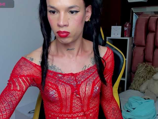 Live sex webcam photo for taylor-hot-xx #290624629