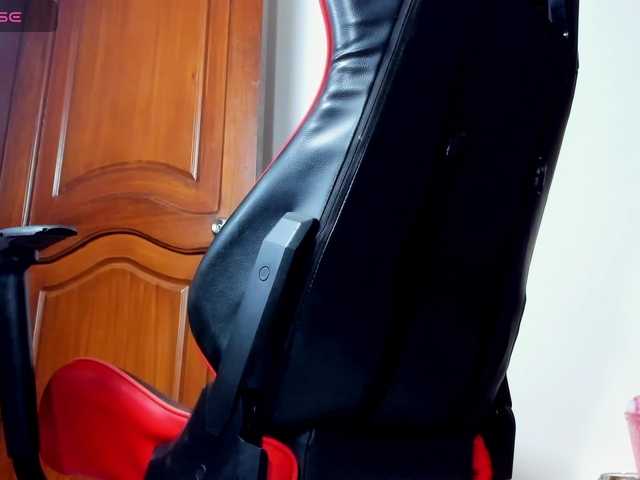 Live sex webcam photo for taylor-hot-xx #290679641