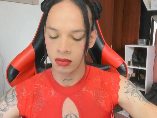 Live sex webcam photo for taylor-hot-xx #290759002