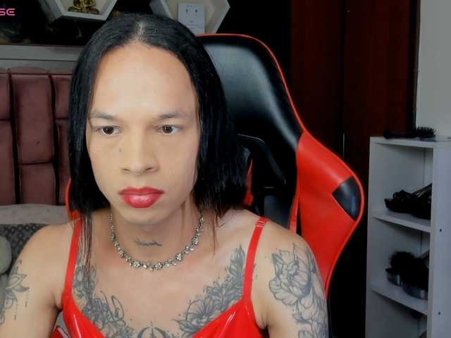 Live sex webcam photo for taylor-hot-xx #291039565