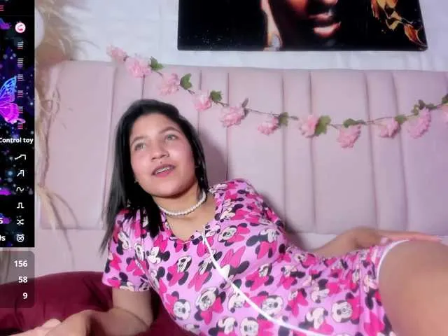 Live sex webcam photo for taylorlee #290831238