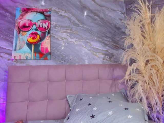 Live sex webcam photo for taylorlee #292119766