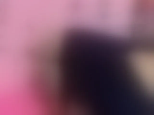 Live sex webcam photo for taylorlee #293152468