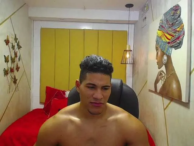 Live sex webcam photo for teddyfit19cm #276286236