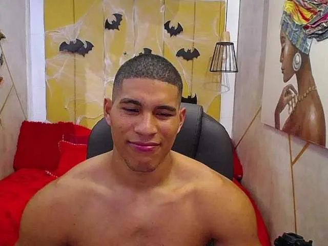 Live sex webcam photo for teddyfit19cm #276628780