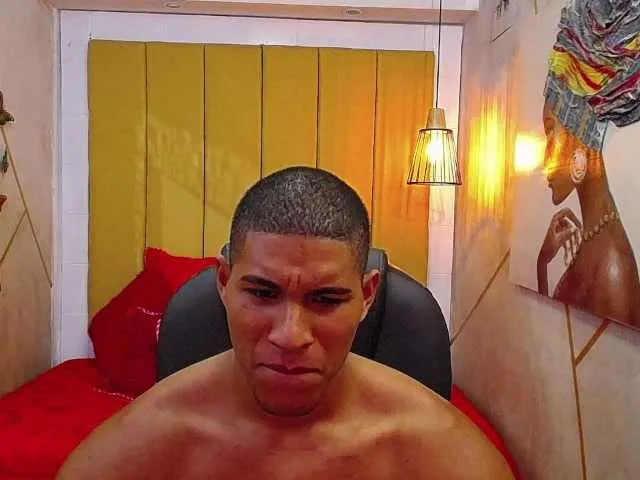 Live sex webcam photo for teddyfit19cm #276798046