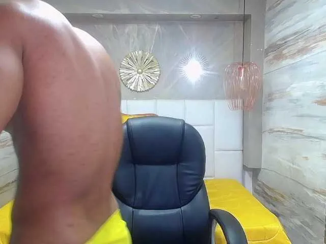 Live sex webcam photo for teddyfit19cm #276880374