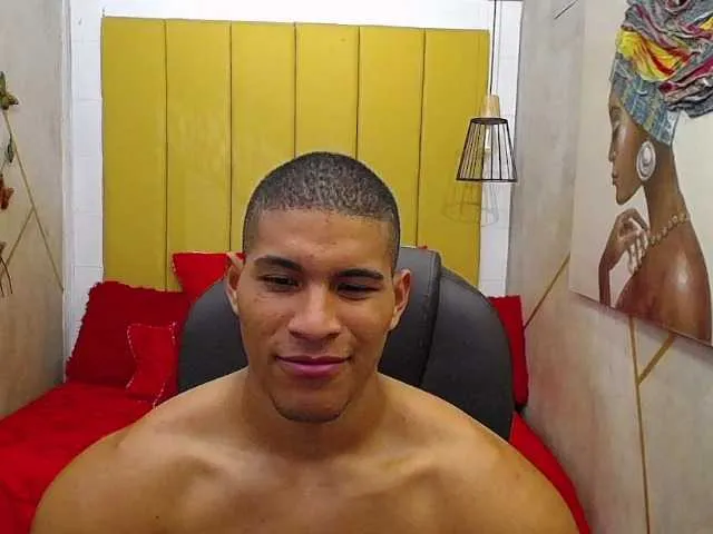 Live sex webcam photo for teddyfit19cm #276998895