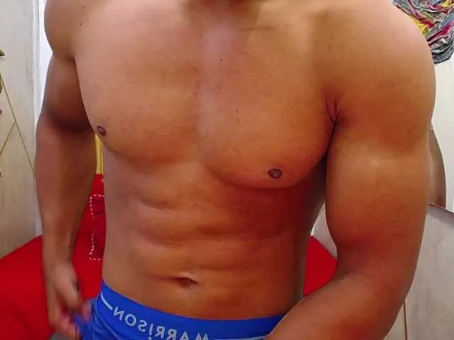 Live sex webcam photo for teddyfit19cm #277085218